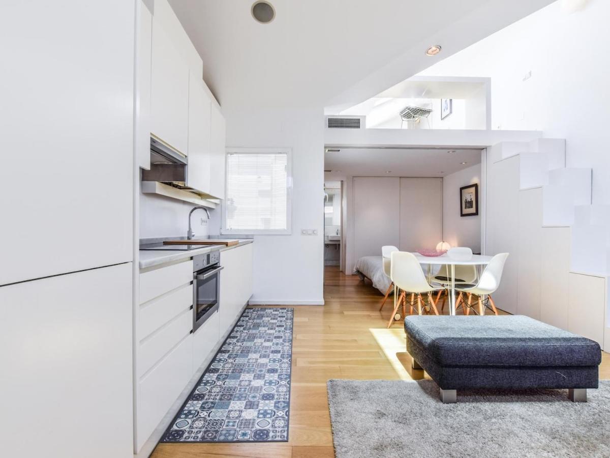 Apartamento De Diseno De Lujo En Lavapies Alquiler Temporal Madri Exterior foto